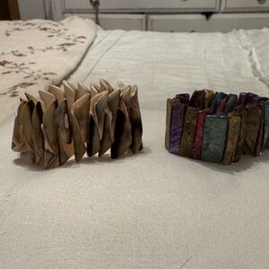 Set of Two Stretch Bracelets